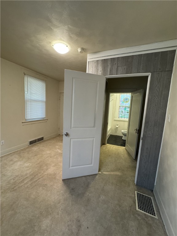 Brentwood, Pennsylvania 15227, United States, 2 Bedrooms Bedrooms, ,1 BathroomBathrooms,Residential,Active,249899