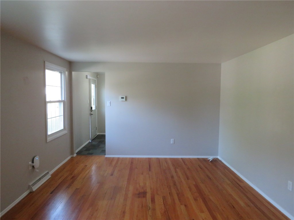 579 Clifton Rd, Bethel Park, Pennsylvania image 4