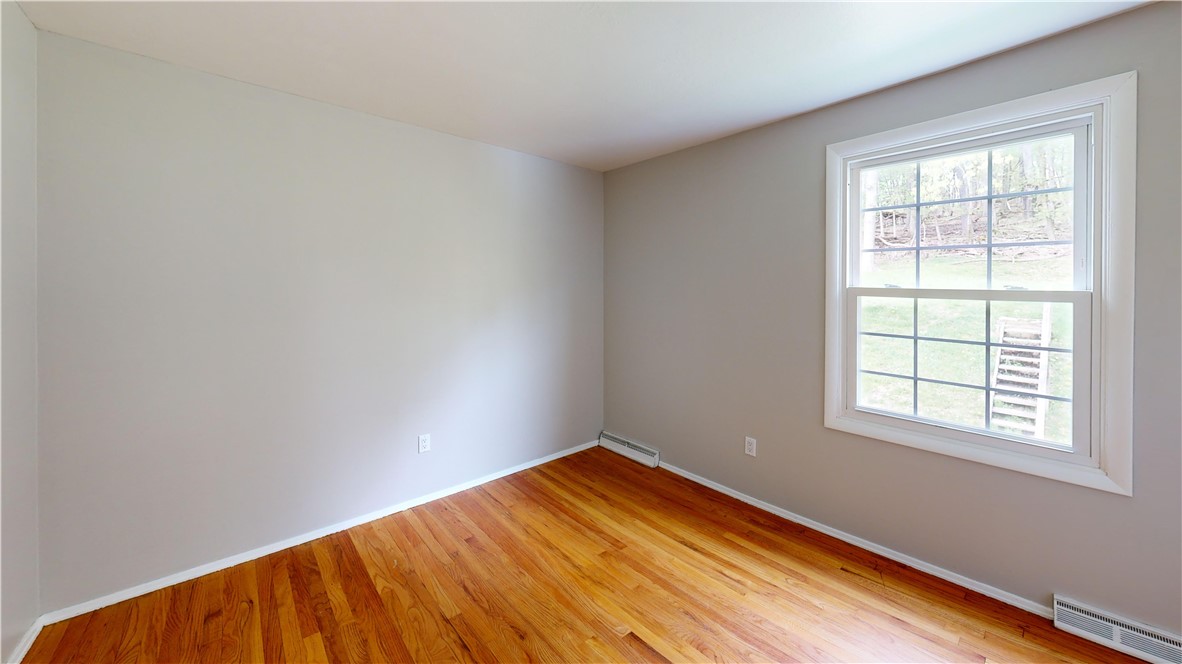 579 Clifton Rd, Bethel Park, Pennsylvania image 4