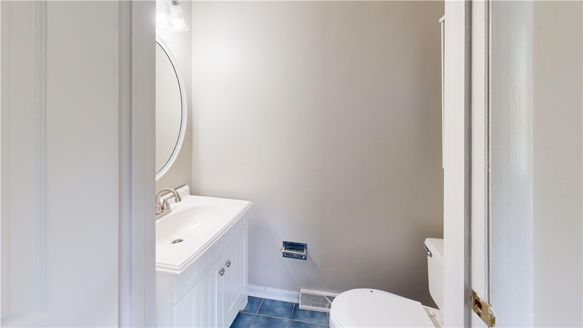 579 Clifton Rd, Bethel Park, Pennsylvania image 8