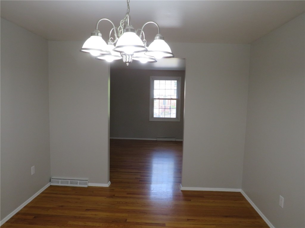 579 Clifton Rd, Bethel Park, Pennsylvania image 6