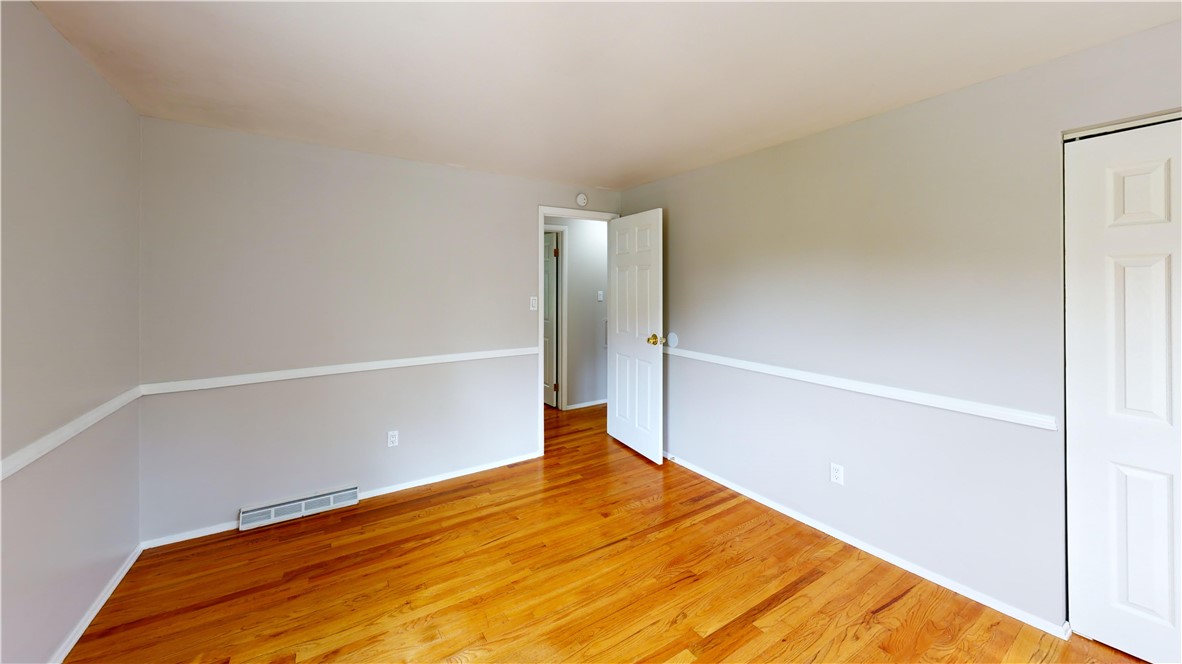 579 Clifton Rd, Bethel Park, Pennsylvania image 13