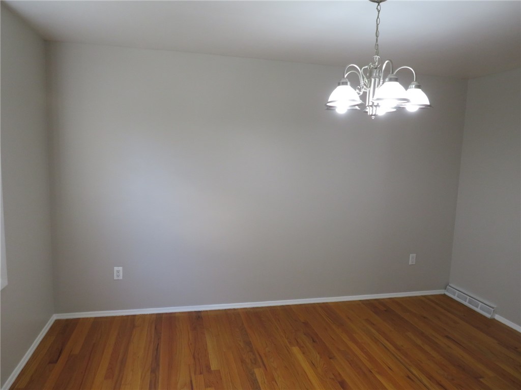 579 Clifton Rd, Bethel Park, Pennsylvania image 7