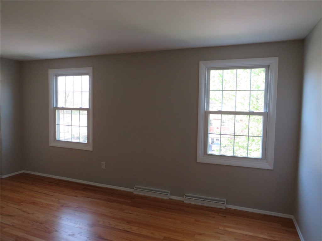579 Clifton Rd, Bethel Park, Pennsylvania image 16