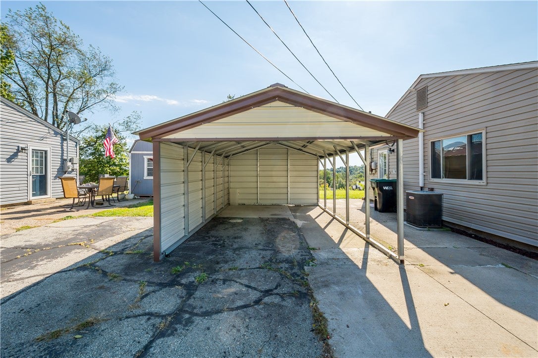 7 Meadow View Place