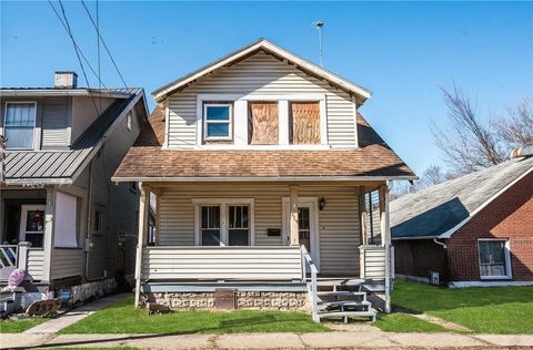 719 Woodward Ave Kittanning Boro PA 16201