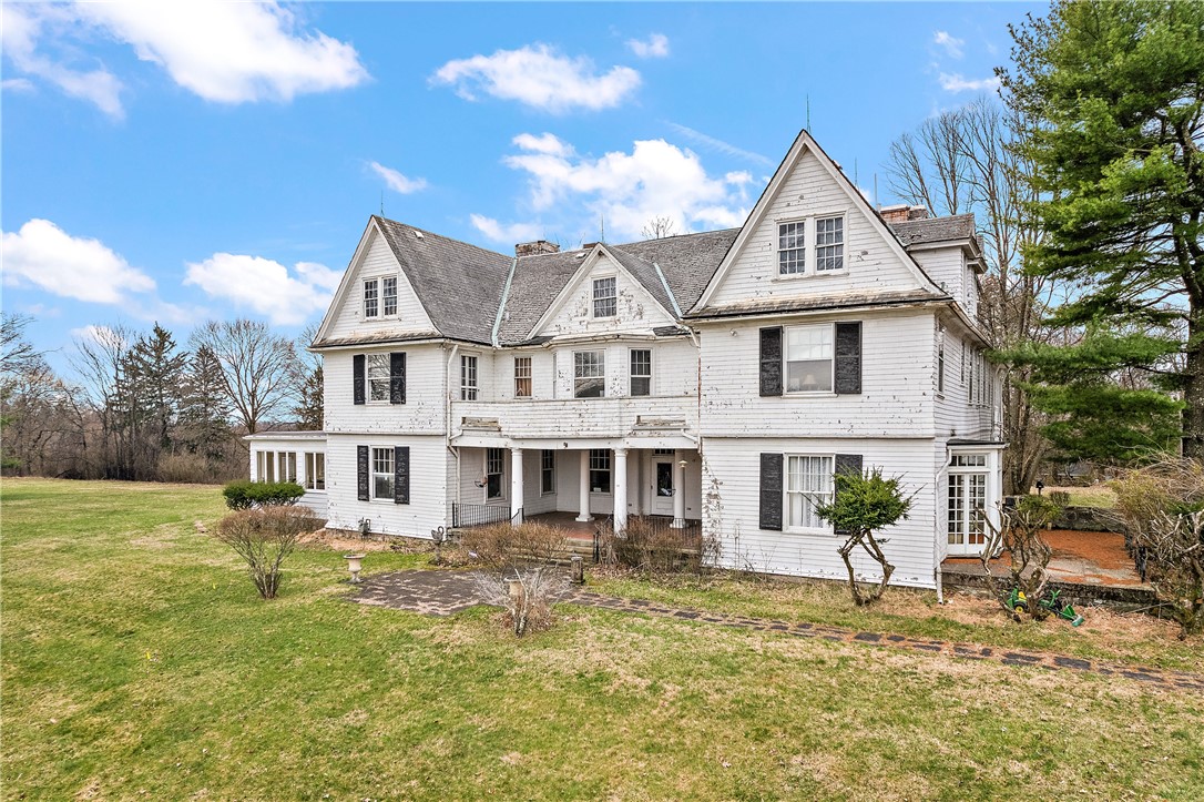 859 Blackburn Rd