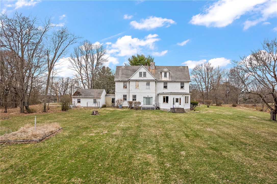 859 Blackburn Rd