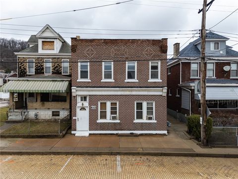 Photo of 832 Broadway Ave, Mc Kees Rocks, PA 15136 (MLS # 1743388)