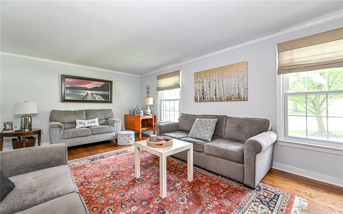 Shaler, Pennsylvania 15101, United States, 4 Bedrooms Bedrooms, ,3 BathroomsBathrooms,Residential,Active,170109