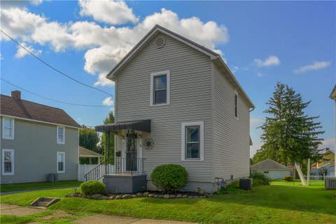 Homes For Sale - 321 Hazel Ave Ave<br/> Lawrence County, Ellwood City, PA 16117