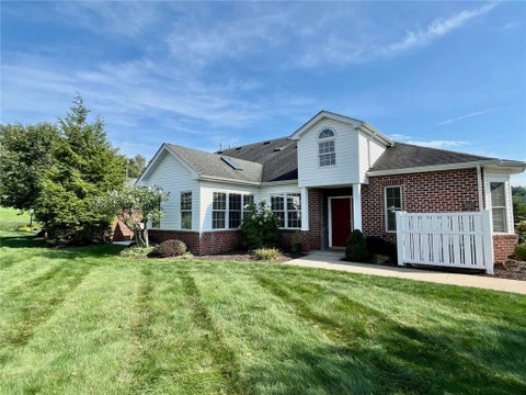 Condo For Sale - 2902 Ambassador Lane Ln<br/> Butler County, Valencia Boro, PA 16059