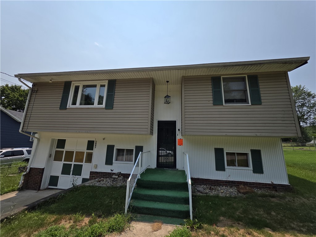Photo 1 of 25 — 1081 Main St, Redstone Twp, PA 15461