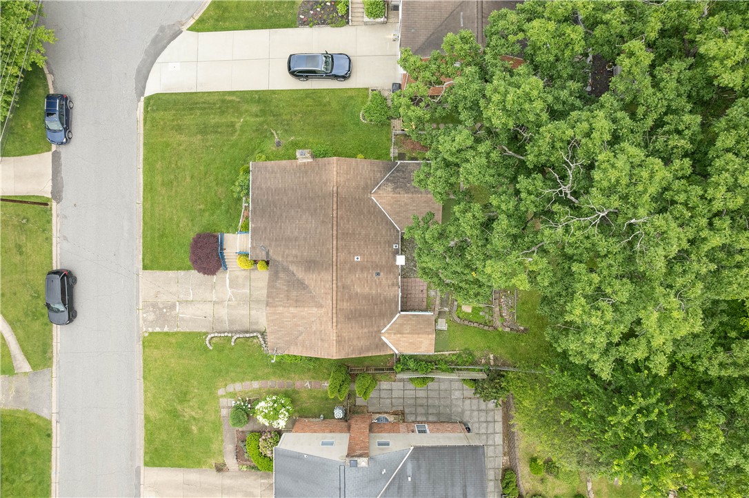 1064 Glen Oak Dr Dr, Bethel Park, Pennsylvania image 45