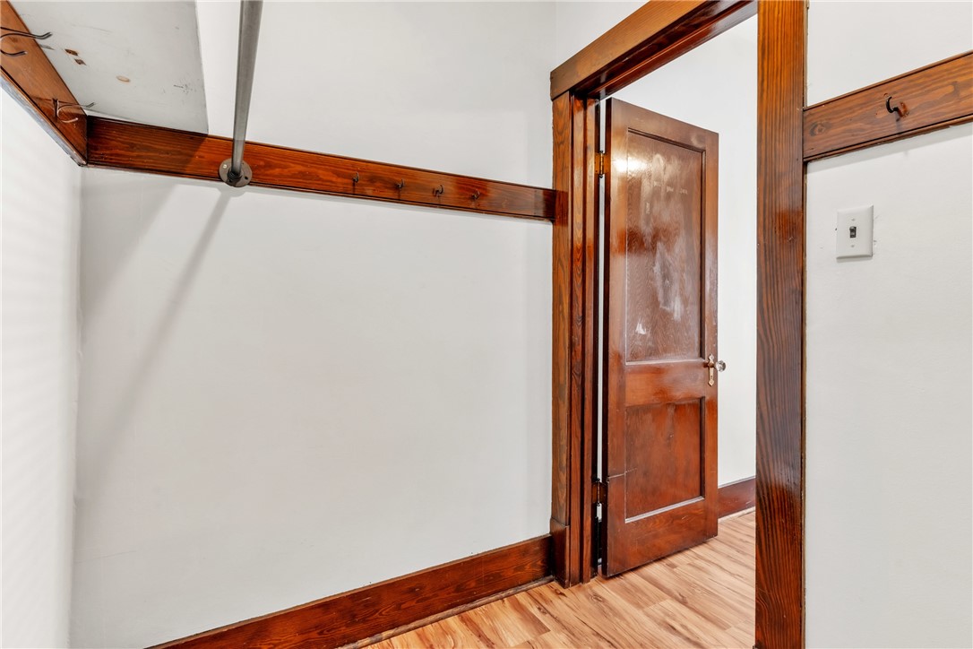 Evans City Boro, Pennsylvania 16033, United States, 2 Bedrooms Bedrooms, ,1 BathroomBathrooms,Residential,Active,16700