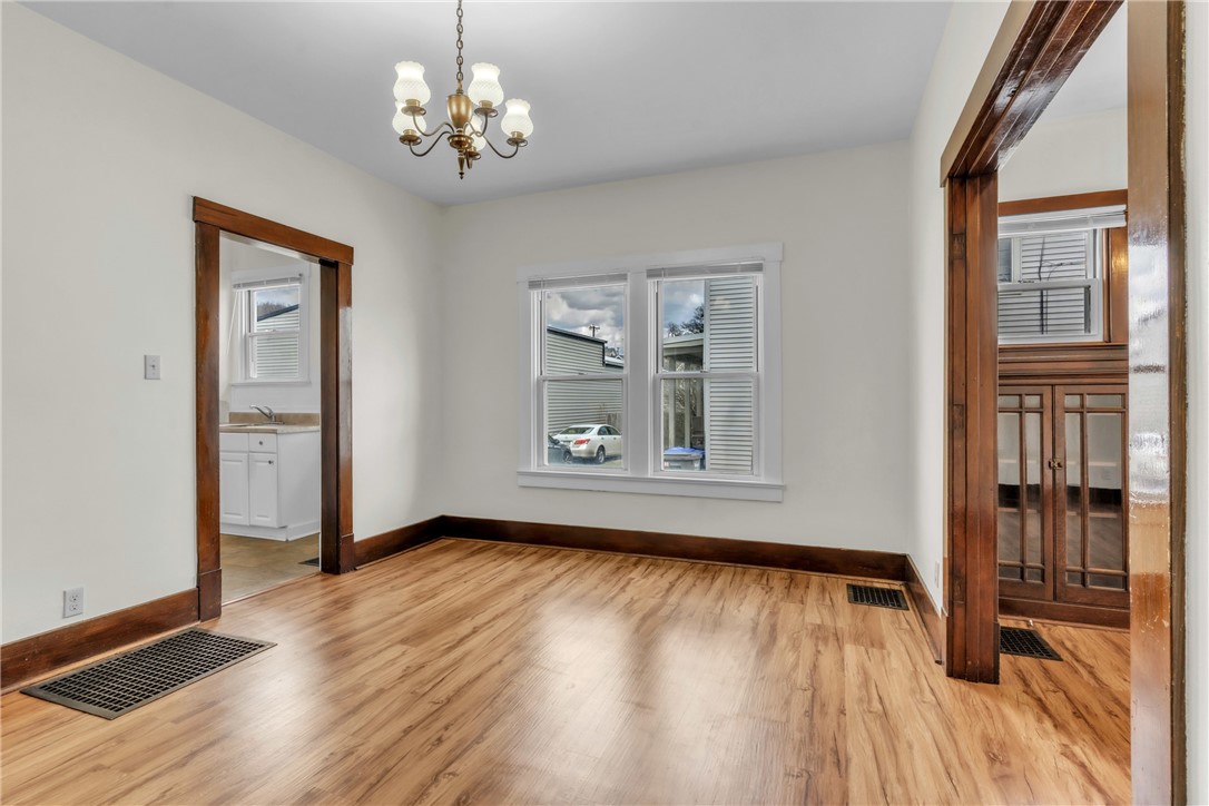 Evans City Boro, Pennsylvania 16033, United States, 2 Bedrooms Bedrooms, ,1 BathroomBathrooms,Residential,Active,16700
