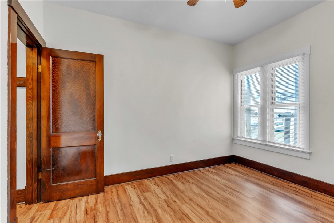 Evans City Boro, Pennsylvania 16033, United States, 2 Bedrooms Bedrooms, ,1 BathroomBathrooms,Residential,Active,16700
