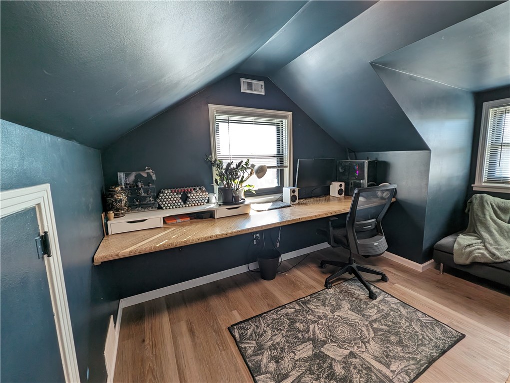 Scott Twp - Sal, Pennsylvania 15243, United States, 3 Bedrooms Bedrooms, ,3 BathroomsBathrooms,Residential,Active,132655