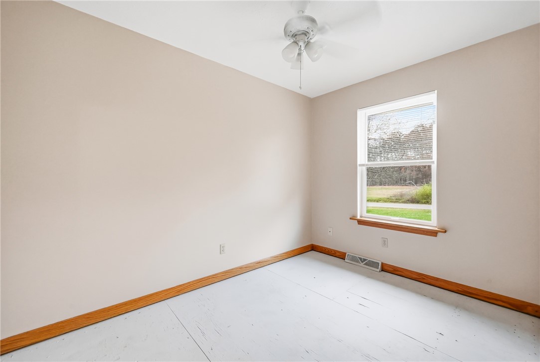 Shenango, Pennsylvania 16134, United States, 3 Bedrooms Bedrooms, ,1 BathroomBathrooms,Residential,Active,243107