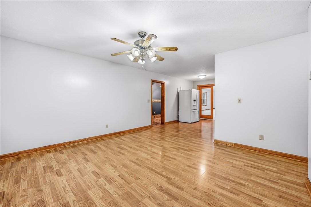 Shenango, Pennsylvania 16134, United States, 3 Bedrooms Bedrooms, ,1 BathroomBathrooms,Residential,Active,243107