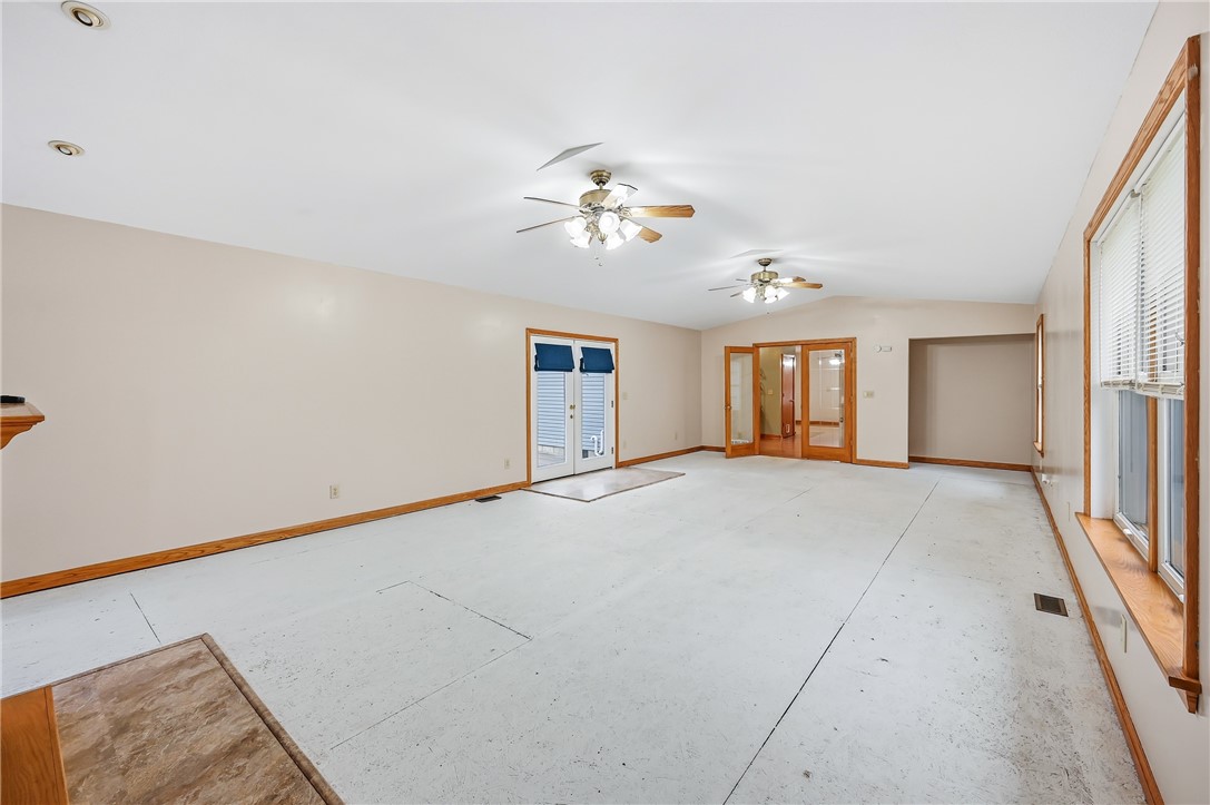 Shenango, Pennsylvania 16134, United States, 3 Bedrooms Bedrooms, ,1 BathroomBathrooms,Residential,Active,243107