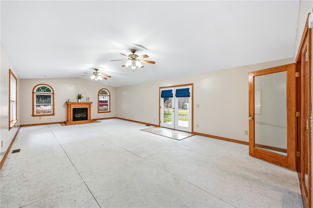 Shenango, Pennsylvania 16134, United States, 3 Bedrooms Bedrooms, ,1 BathroomBathrooms,Residential,Active,243107