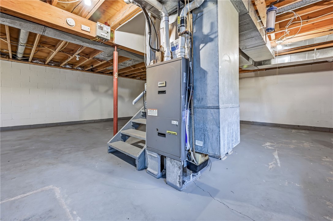 Shenango, Pennsylvania 16134, United States, 3 Bedrooms Bedrooms, ,1 BathroomBathrooms,Residential,Active,243107