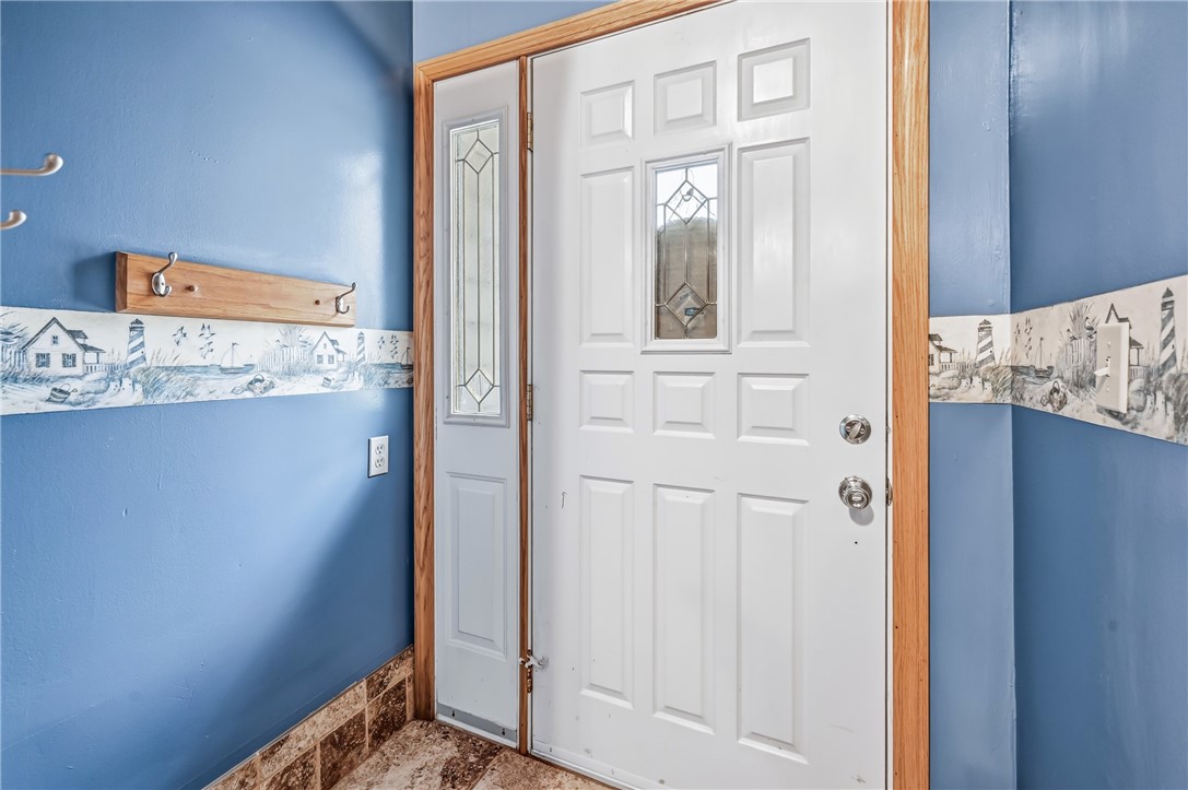 Shenango, Pennsylvania 16134, United States, 3 Bedrooms Bedrooms, ,1 BathroomBathrooms,Residential,Active,243107