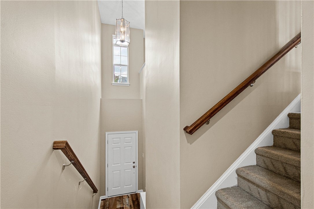 231 Eagle Dr