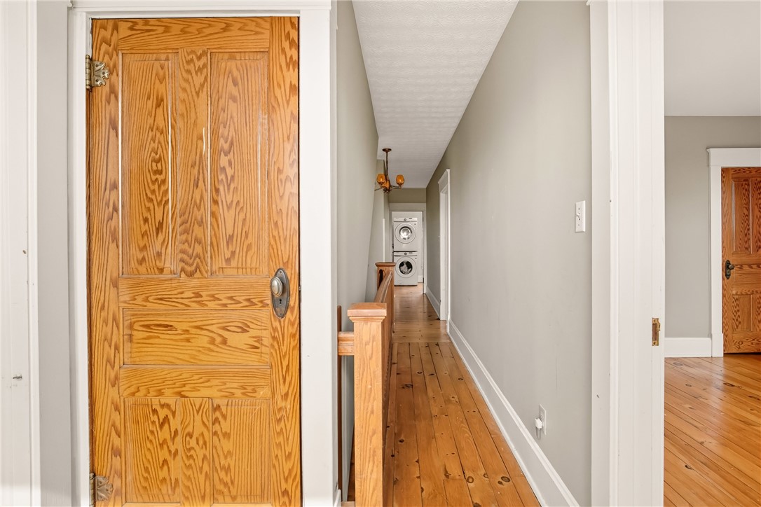 Stonycreek Twp, Pennsylvania 15541, United States, 5 Bedrooms Bedrooms, ,2 BathroomsBathrooms,Residential,Pending,212727