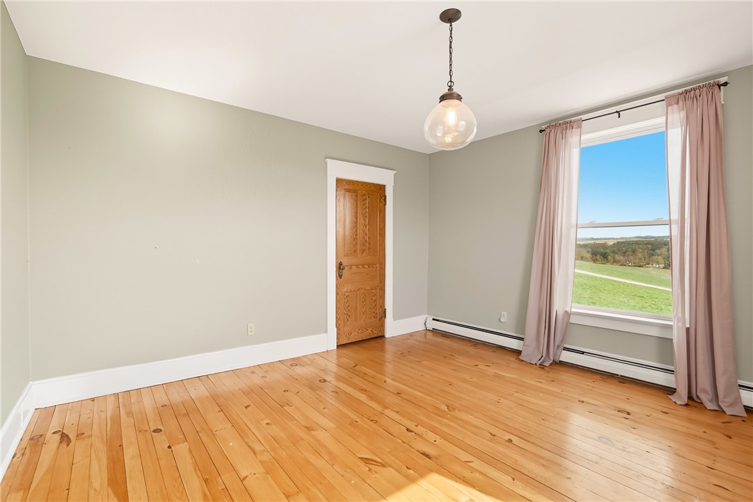 Stonycreek Twp, Pennsylvania 15541, United States, 5 Bedrooms Bedrooms, ,2 BathroomsBathrooms,Residential,Pending,212727