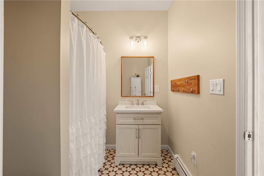 Stonycreek Twp, Pennsylvania 15541, United States, 5 Bedrooms Bedrooms, ,2 BathroomsBathrooms,Residential,Pending,212727