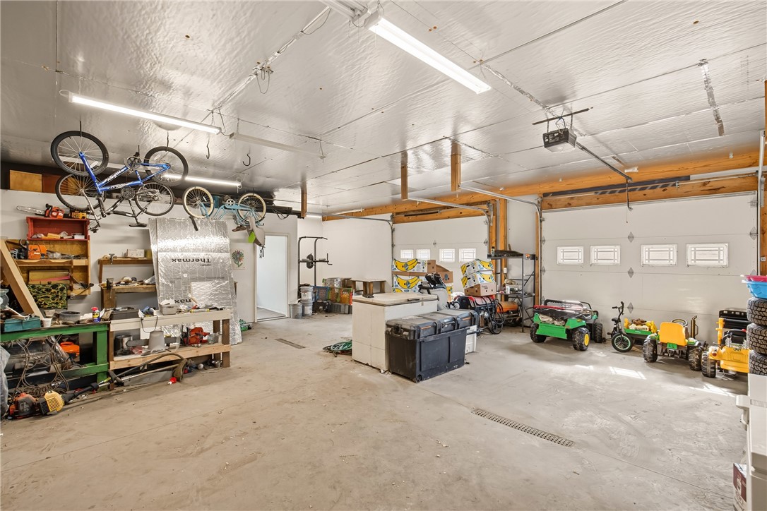 Stonycreek Twp, Pennsylvania 15541, United States, 5 Bedrooms Bedrooms, ,2 BathroomsBathrooms,Residential,Pending,212727