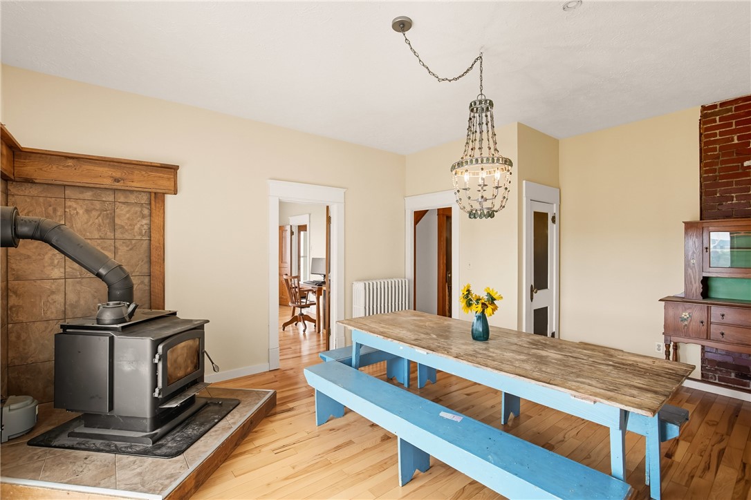 Stonycreek Twp, Pennsylvania 15541, United States, 5 Bedrooms Bedrooms, ,2 BathroomsBathrooms,Residential,Pending,212727