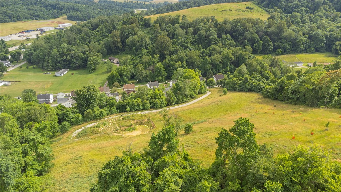 Tony Row - 10 Frazier Drive, Perryopolis, Pennsylvania image 13