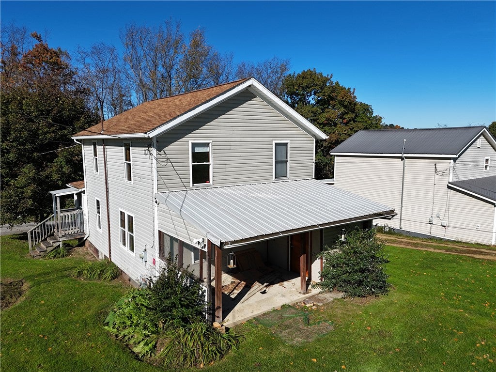 102 Oak Ave