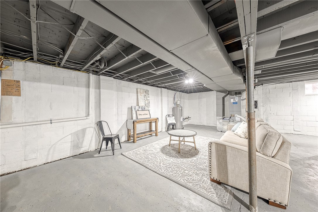 Cranberry Twp, Pennsylvania 16066, United States, 3 Bedrooms Bedrooms, ,3 BathroomsBathrooms,Residential,Contingent,31164