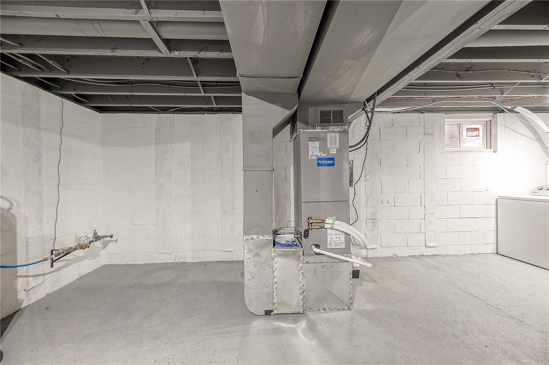 Cranberry Twp, Pennsylvania 16066, United States, 3 Bedrooms Bedrooms, ,3 BathroomsBathrooms,Residential,Contingent,31164