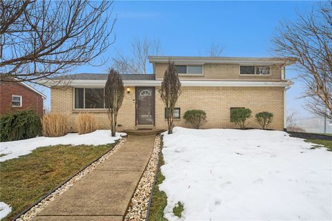 400 Vale Dr Pittsburgh PA 15239