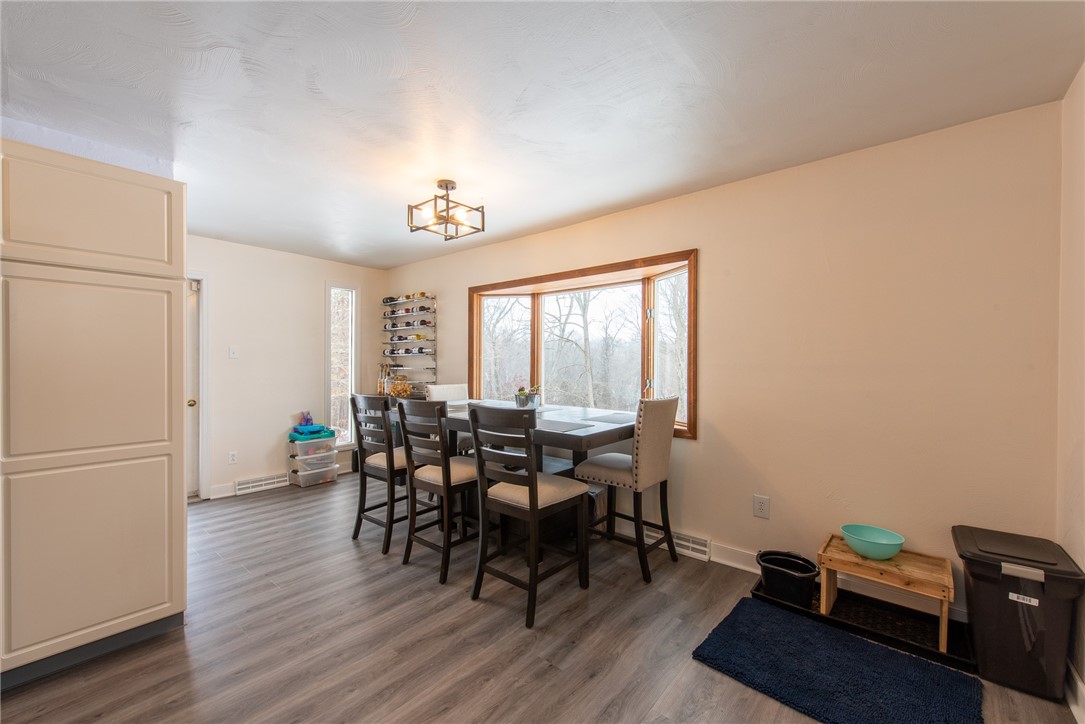 Allegheny Twp - Wml, Pennsylvania 15068, United States, 4 Bedrooms Bedrooms, ,3 BathroomsBathrooms,Residential,Pending,16069