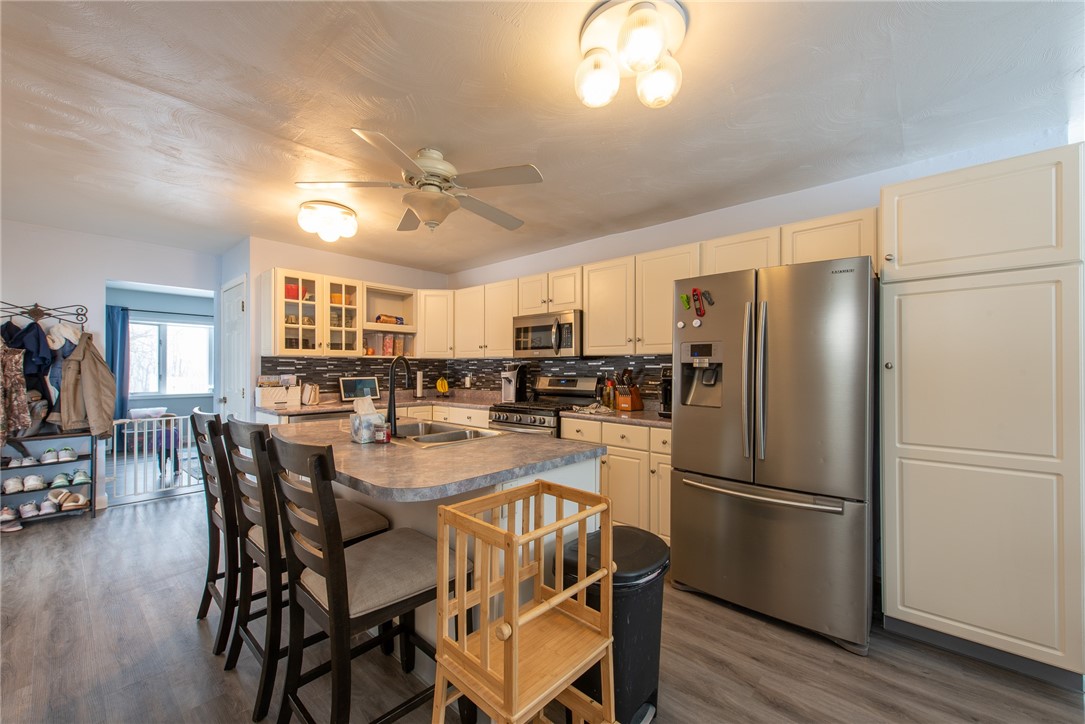 Allegheny Twp - Wml, Pennsylvania 15068, United States, 4 Bedrooms Bedrooms, ,3 BathroomsBathrooms,Residential,Pending,16069