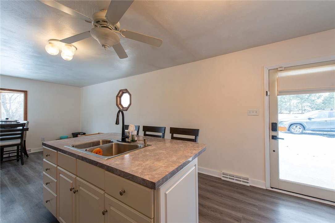 Allegheny Twp - Wml, Pennsylvania 15068, United States, 4 Bedrooms Bedrooms, ,3 BathroomsBathrooms,Residential,Pending,16069