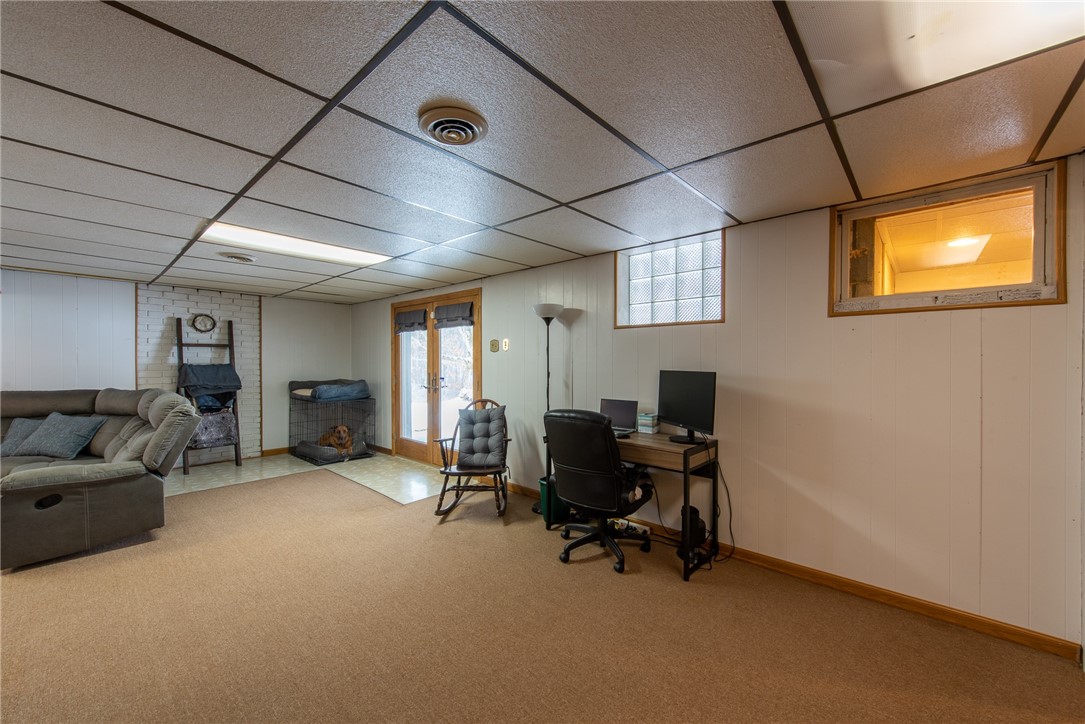 Allegheny Twp - Wml, Pennsylvania 15068, United States, 4 Bedrooms Bedrooms, ,3 BathroomsBathrooms,Residential,Pending,16069