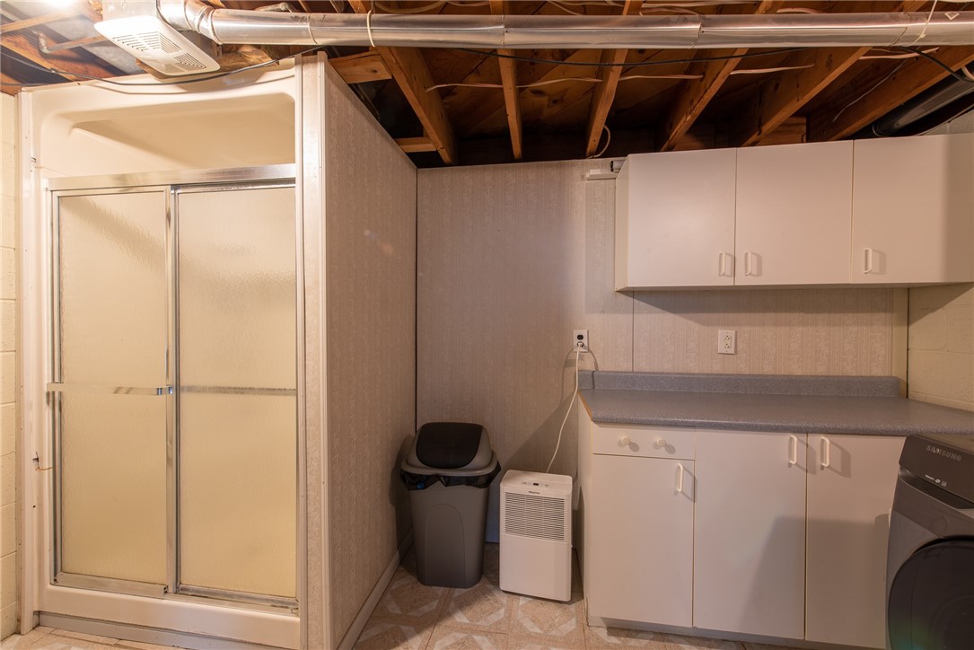 Allegheny Twp - Wml, Pennsylvania 15068, United States, 4 Bedrooms Bedrooms, ,3 BathroomsBathrooms,Residential,Pending,16069