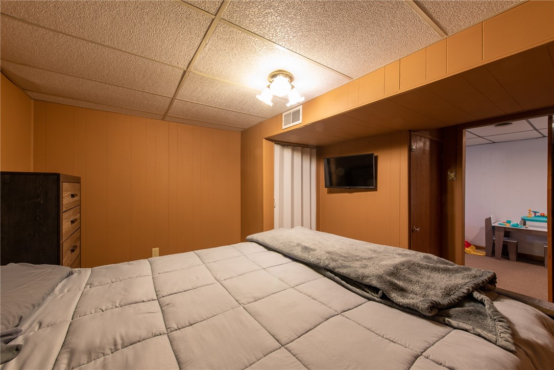 Allegheny Twp - Wml, Pennsylvania 15068, United States, 4 Bedrooms Bedrooms, ,3 BathroomsBathrooms,Residential,Pending,16069