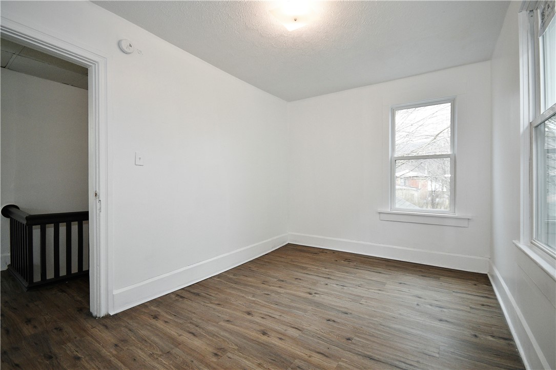 1320 4th Ave Ave, Beaver Falls, Pennsylvania image 21