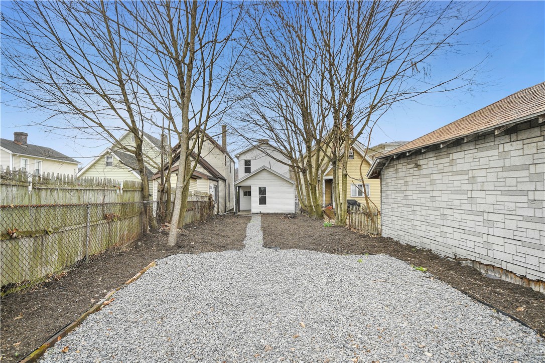 1320 4th Ave Ave, Beaver Falls, Pennsylvania image 27