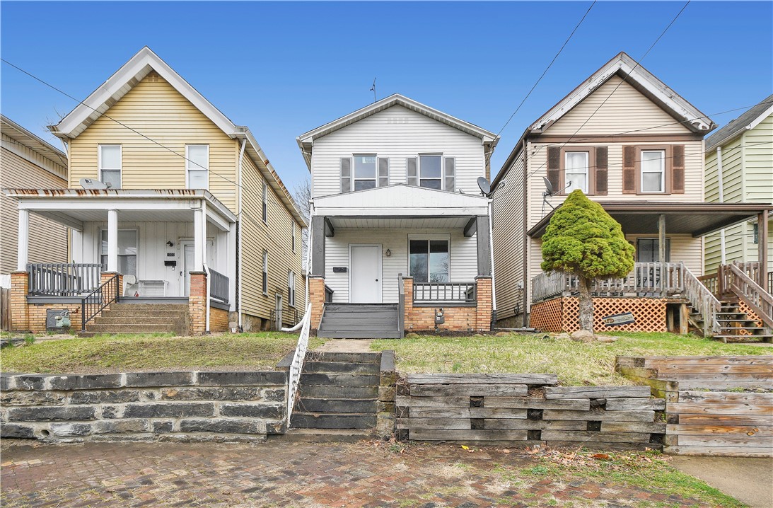 1320 4th Ave Ave, Beaver Falls, Pennsylvania image 1