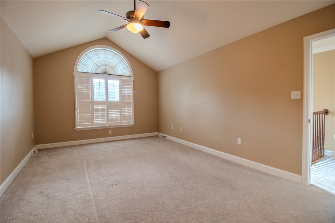 Allegheny West, Pennsylvania 15108, United States, 4 Bedrooms Bedrooms, ,5 BathroomsBathrooms,Residential,Contingent,212356