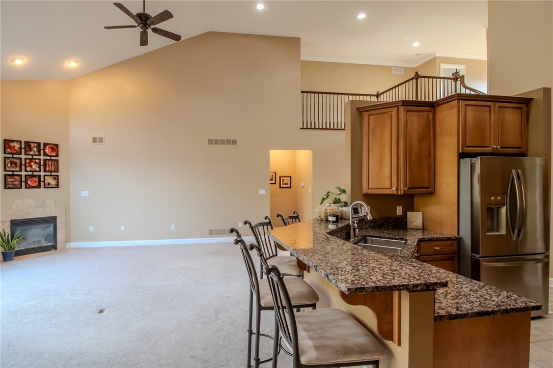 Allegheny West, Pennsylvania 15108, United States, 4 Bedrooms Bedrooms, ,5 BathroomsBathrooms,Residential,Contingent,212356